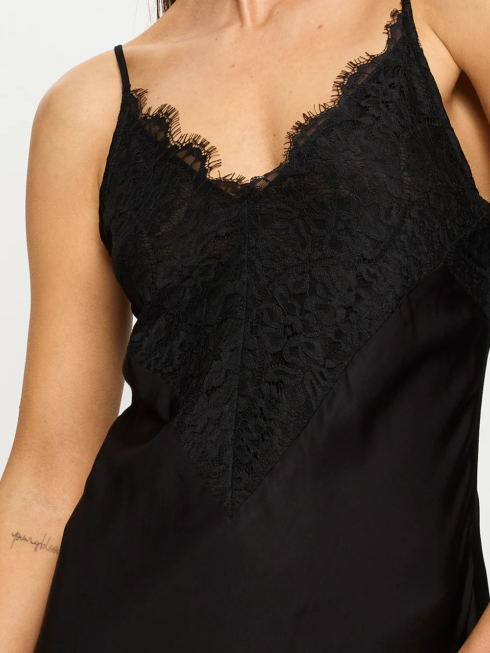 Amanda Maxi Dress - Image 4