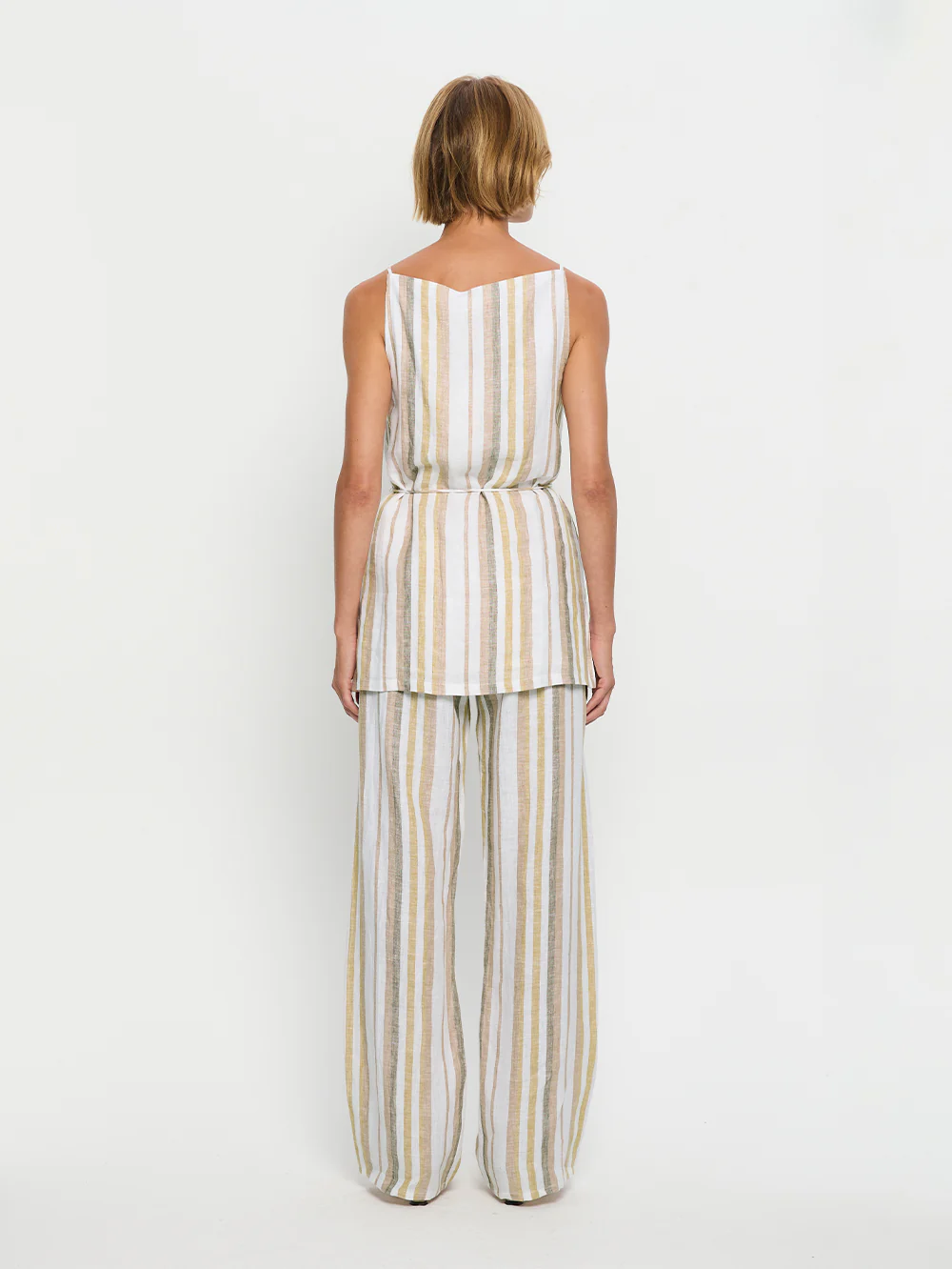 Nina Pant - Image 4
