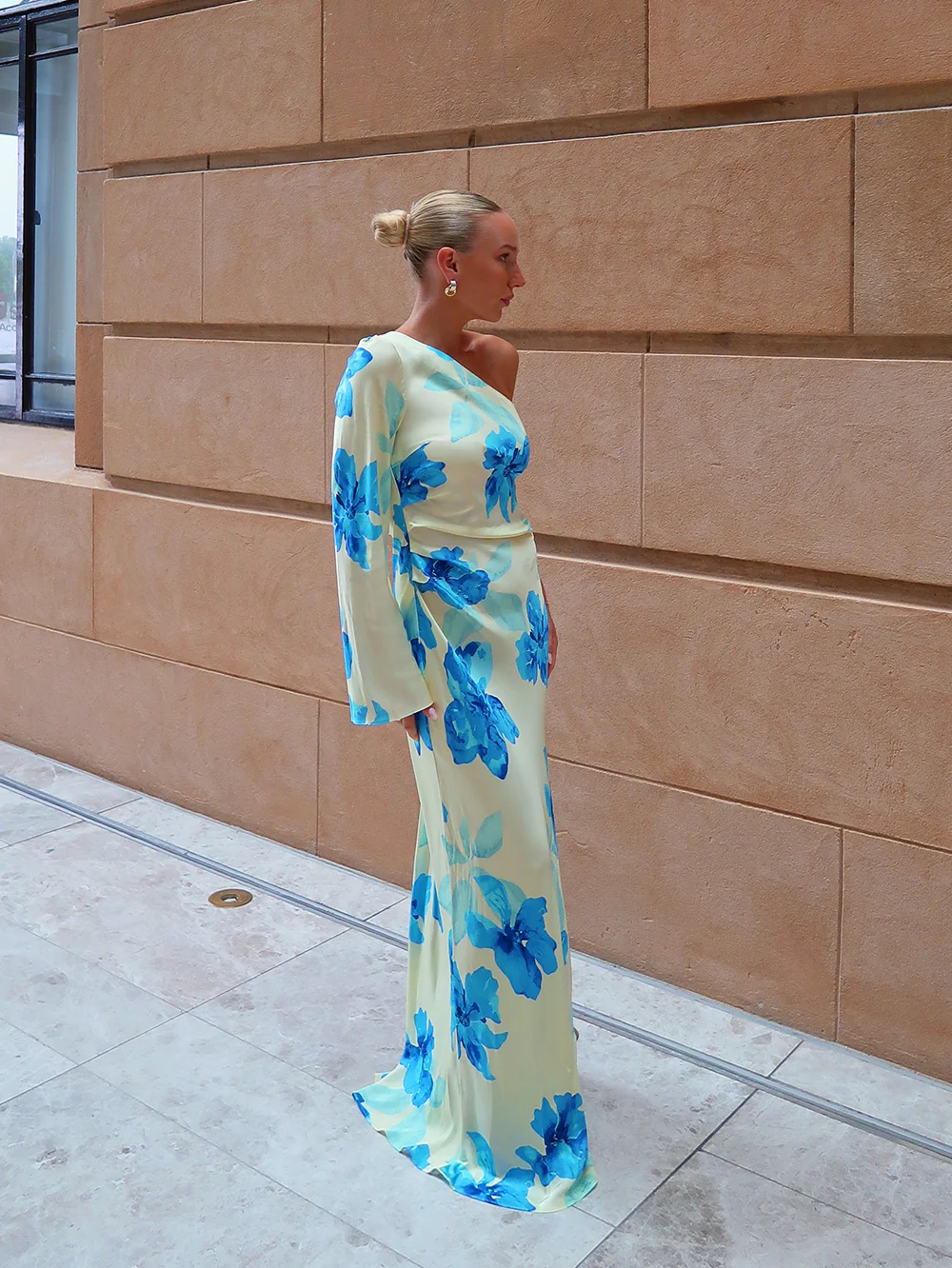 Sophie One Sleeve Maxi Dress - Image 7